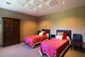 house room, with wallpaper